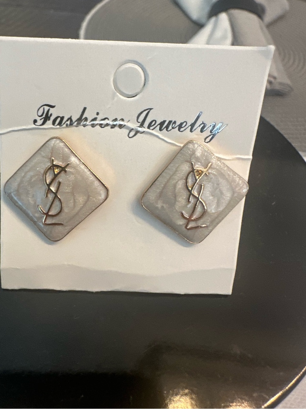 Pierced earrings! NEW!